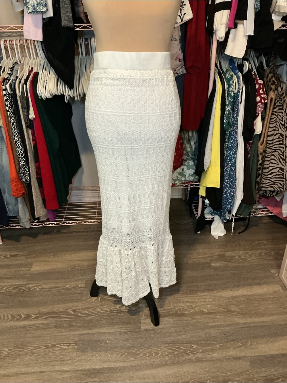 Ivory Crochet Two-Piece Maxi set - Picture 5 of 10